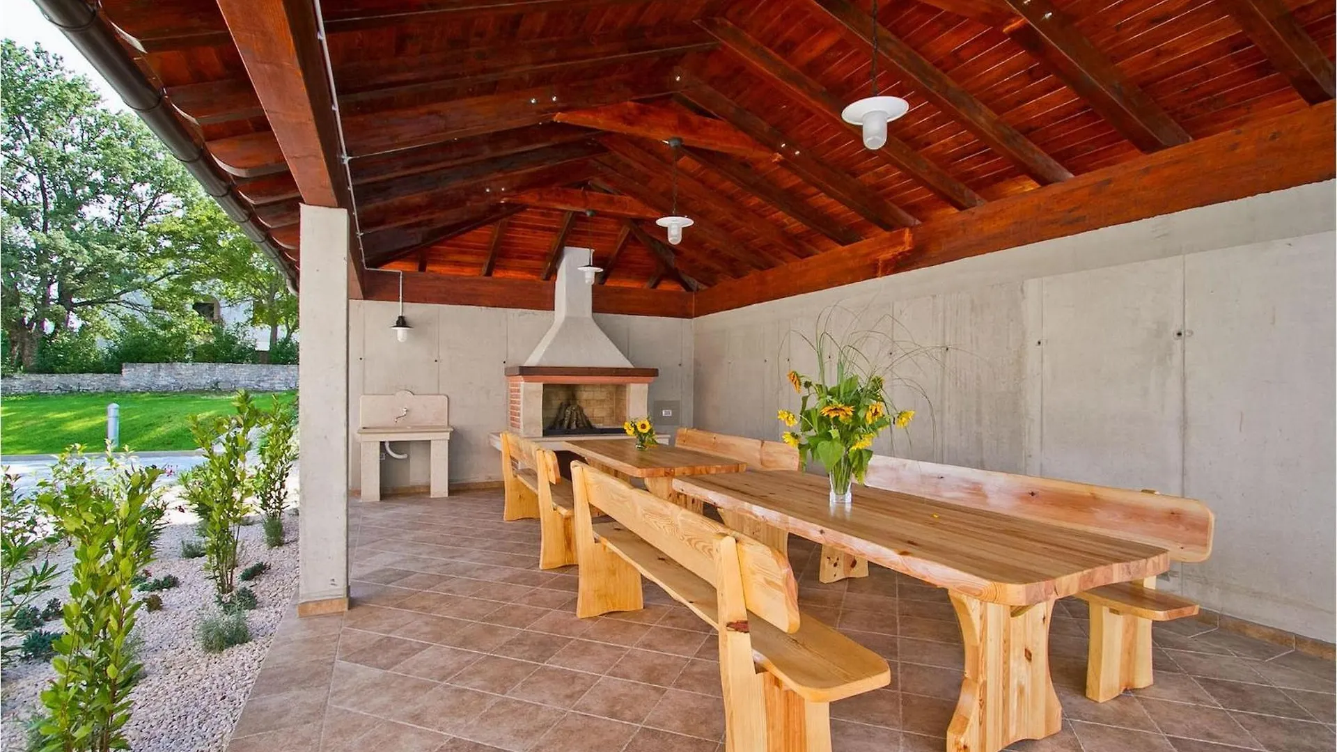 Basici Villa Old School House קרואטיה
