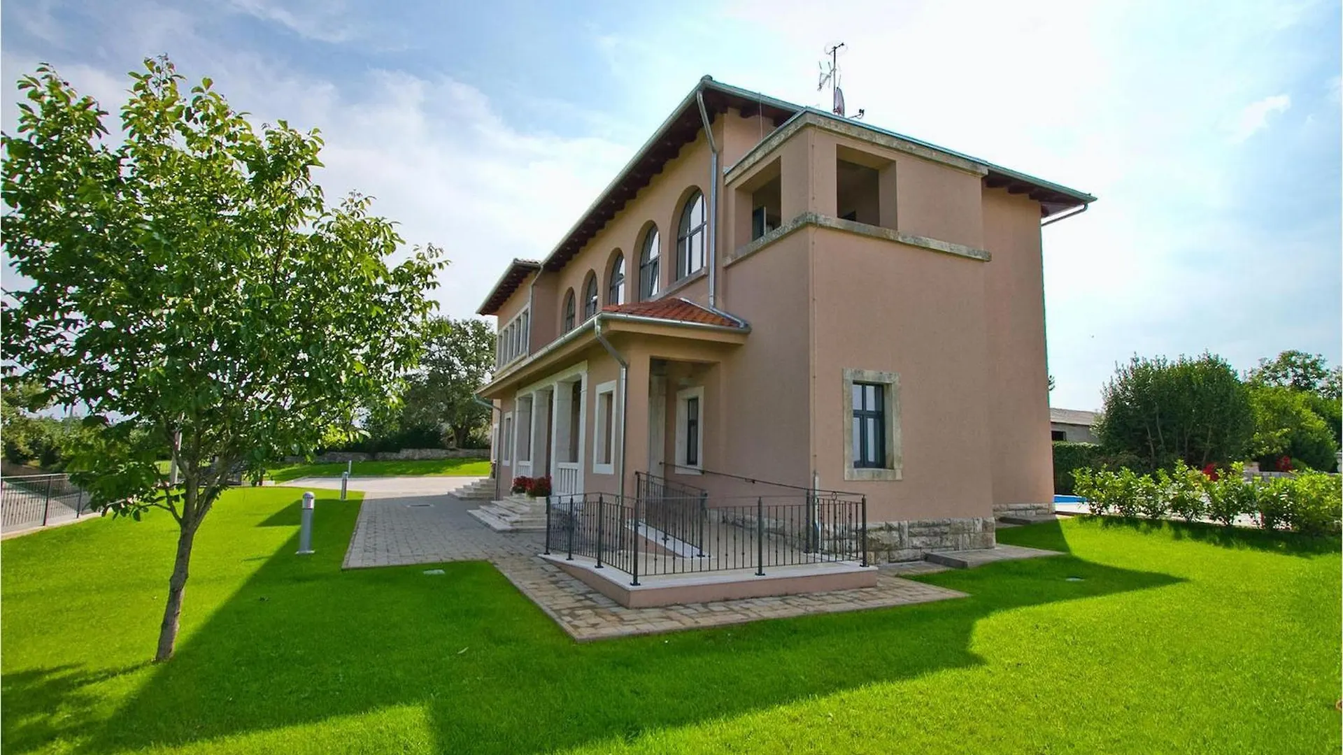 Basici Villa Old School House 0*,  קרואטיה